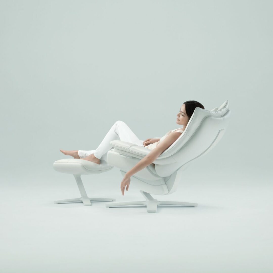 natuzzi re-vive quilted recliner chair - Luxury Furniture Mercato Interiors
