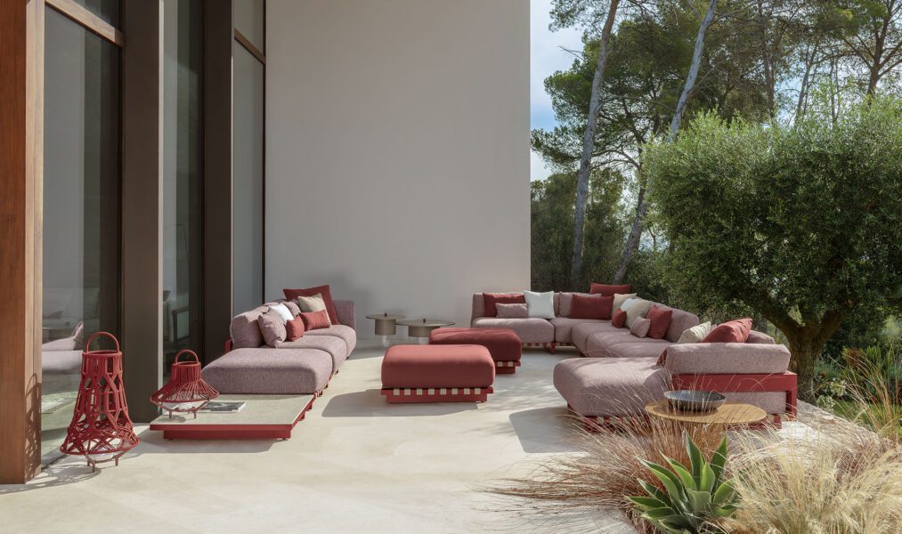 Accent | Mercato Interiors | Luxury Furnitures