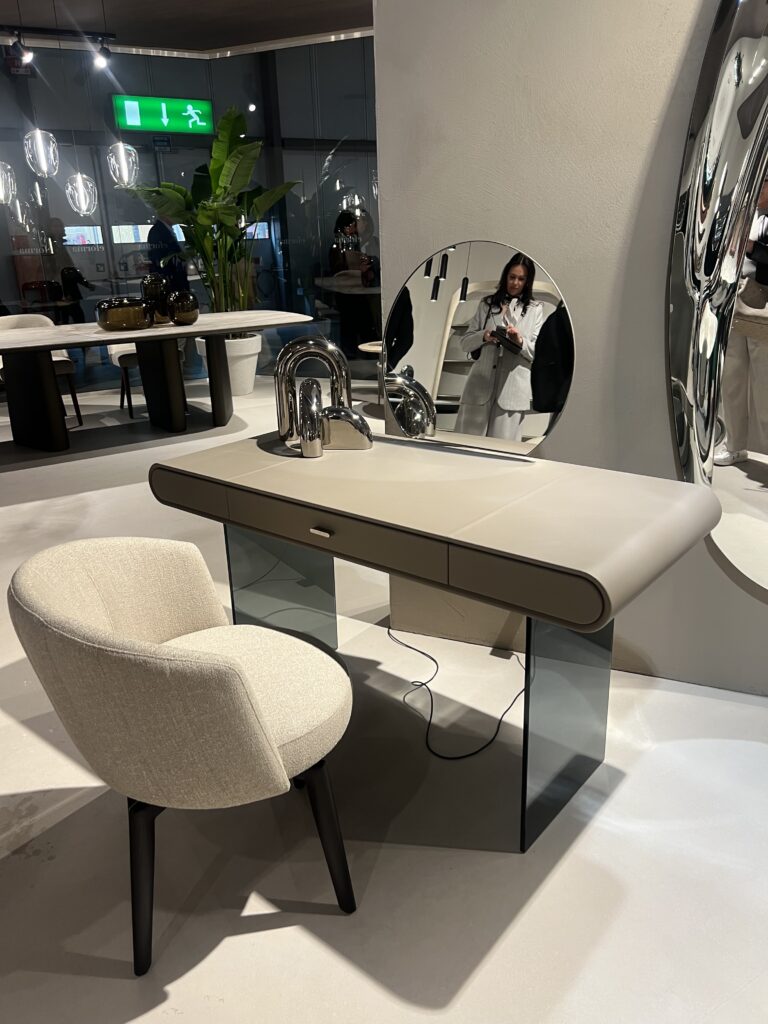 Eforma 1 1 | Mercato Interiors | Luxury Furnitures